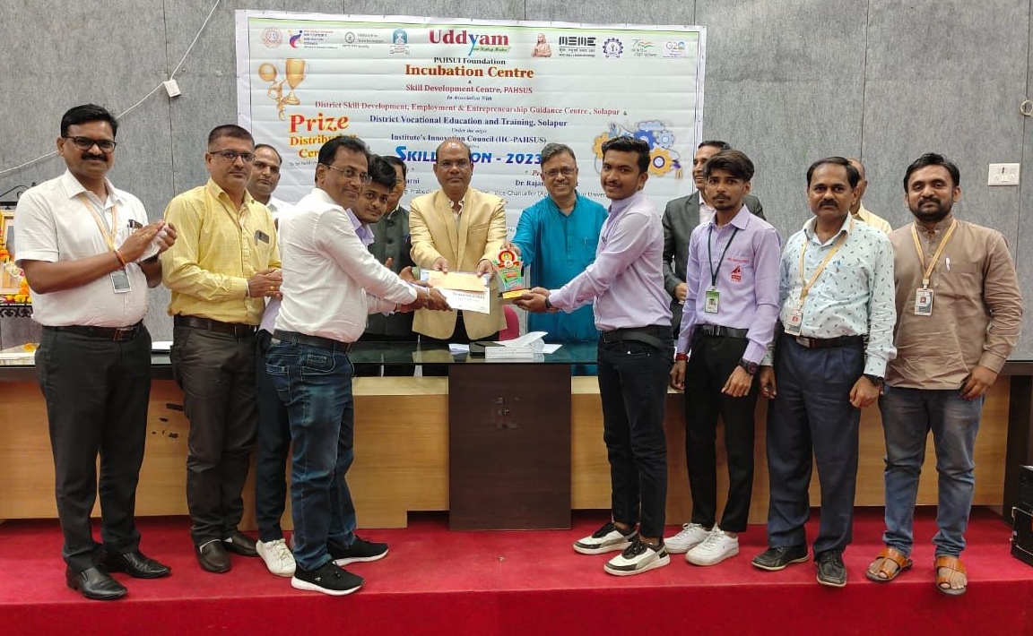 First prize in Skillathon 2k23 organised by Solapur University 